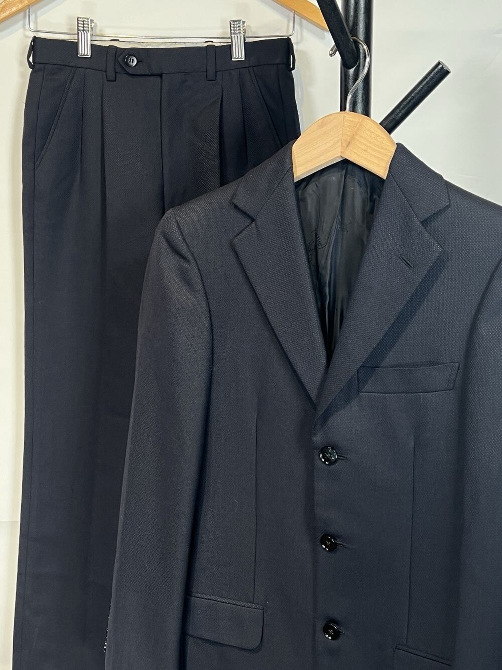 Brioni Custom Made Italy Boys 14R Mens 30S 26W Dark Navy Blue Designer Wool Suit